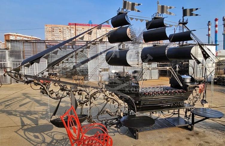 Кованый мангал в виде корабля КМ-528